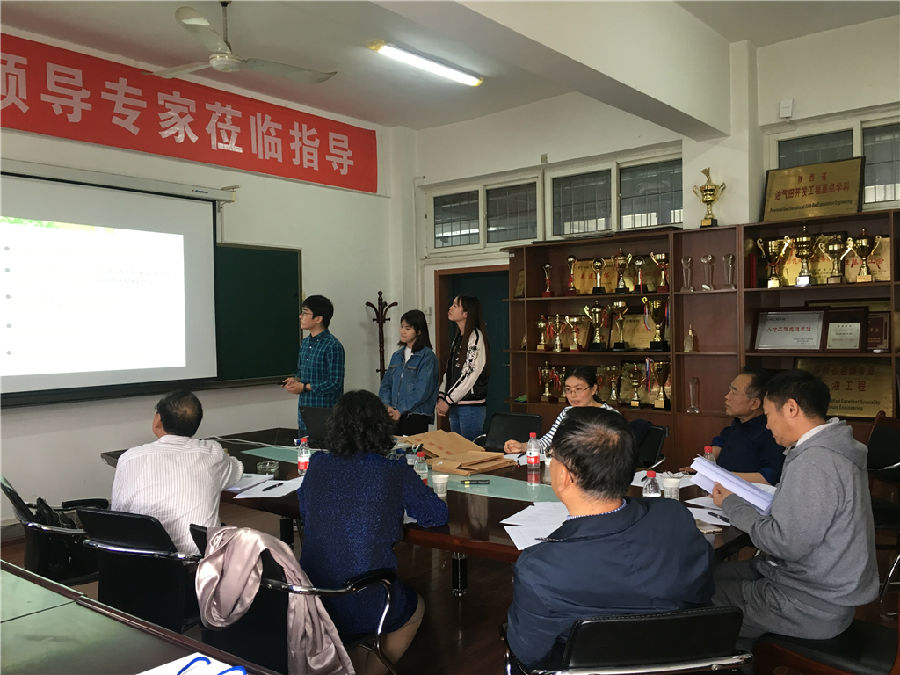 2018年第三届油气储运工程设计大赛分赛区答辩 (31).JPG